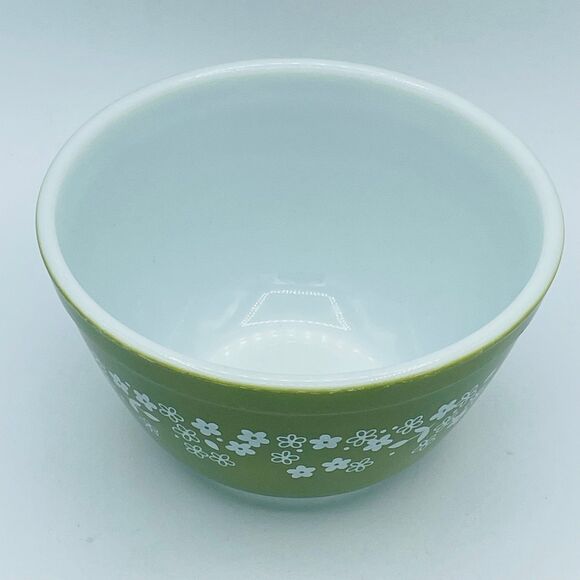 Vintage Pyrex Spring Blossom Green aka Crazy Daisy 1960s 1970s #401 750 ml - Picture 3 of 7